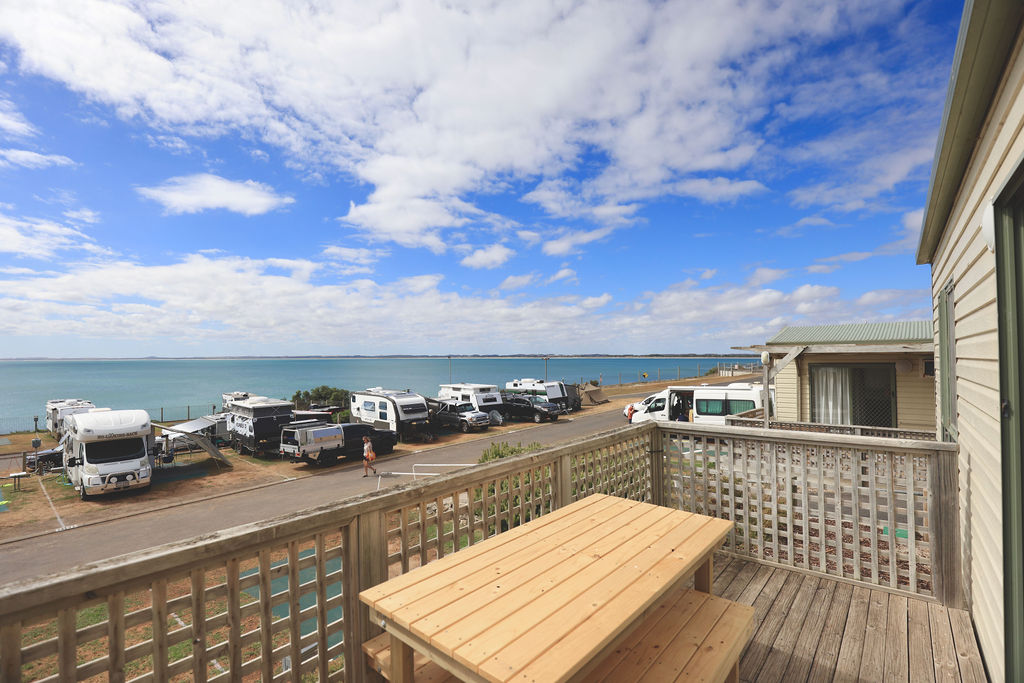 Deluxe Ocean View Cabin 14 (1)
