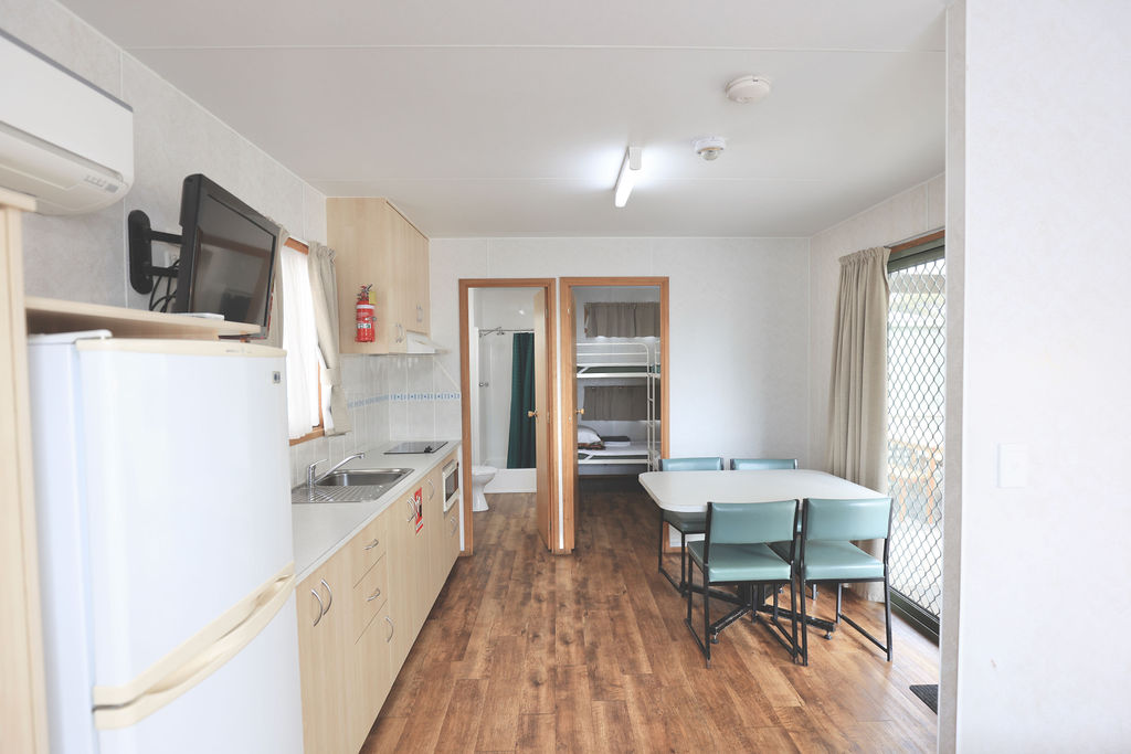 Seaside-Cabin-4